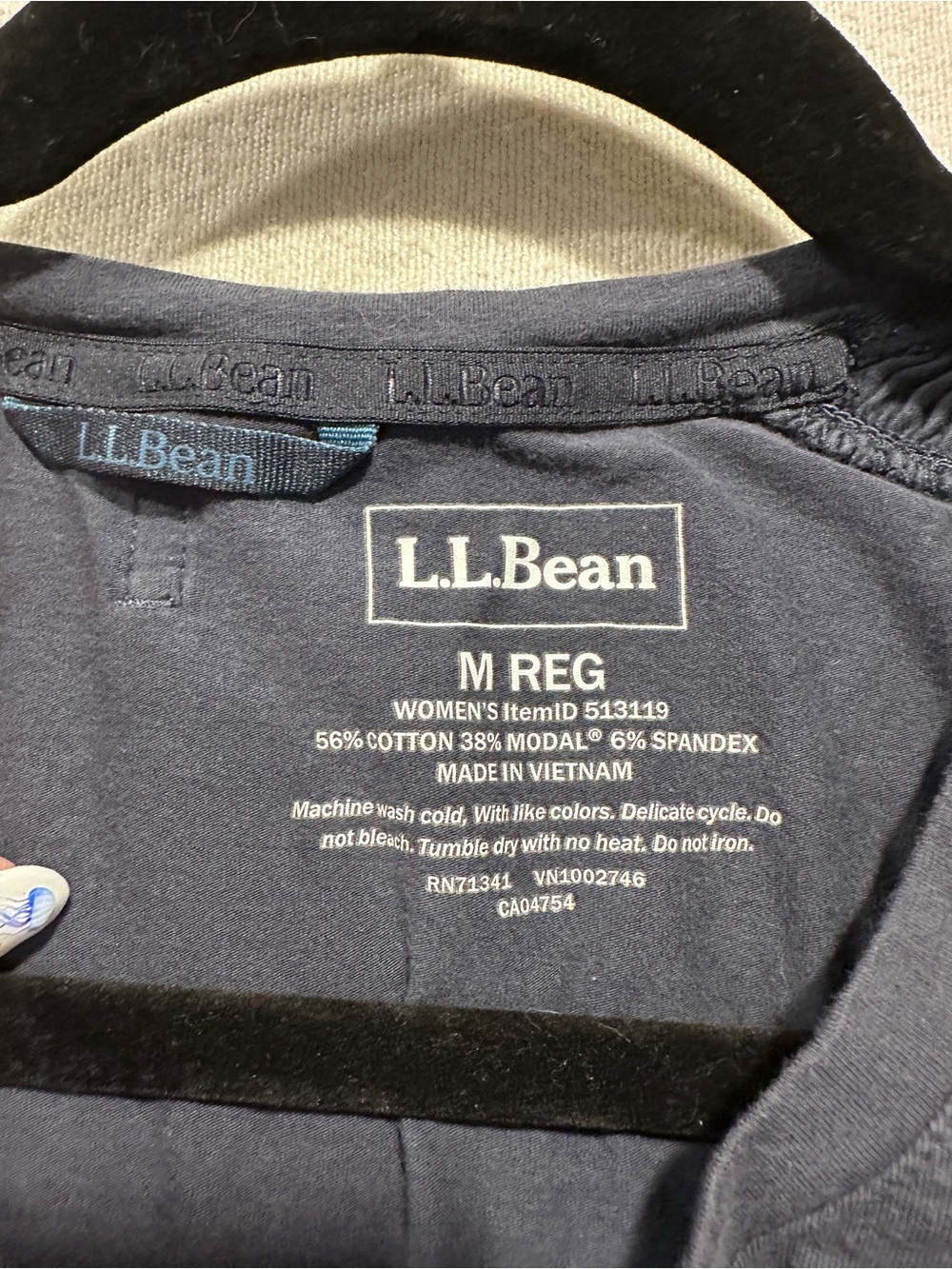 L.L. Bean Women’s Navy V‑Neck Sleeveless Tank - Picture 9 of 11